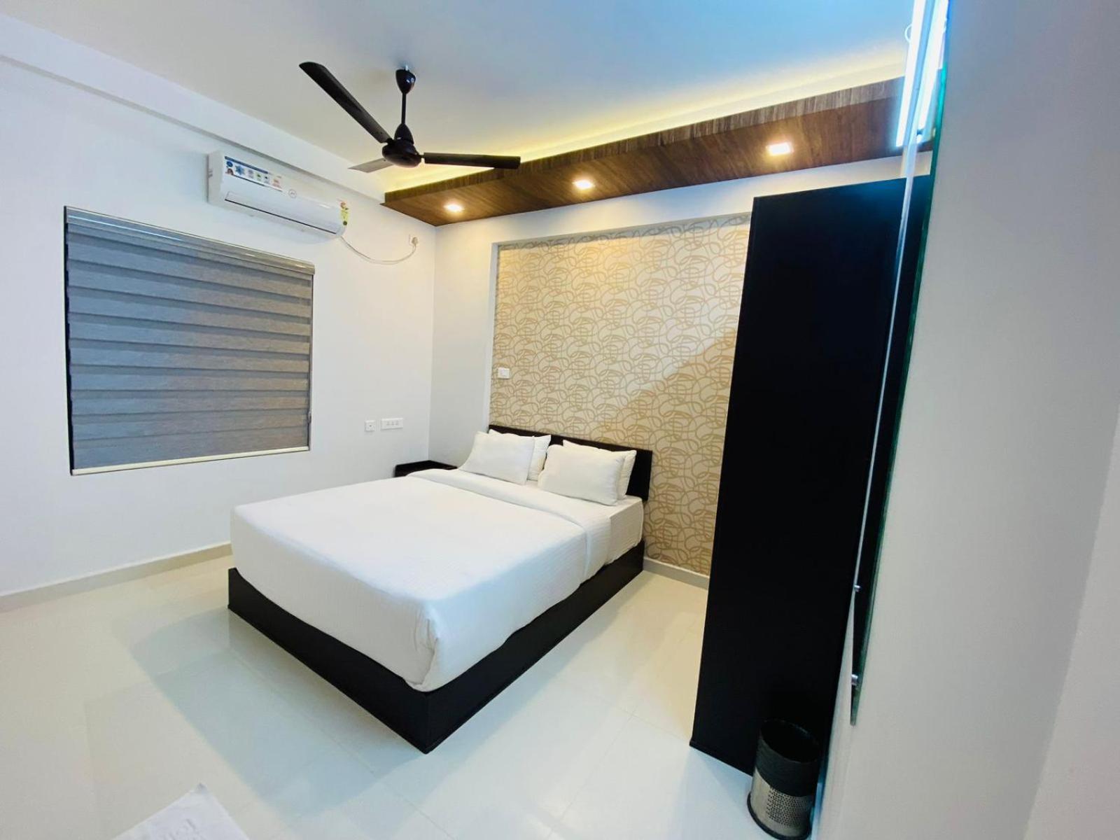 Hotel Nujoom Rooms & Apartments Kochi Eksteriør billede